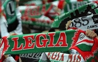 Legia Warszawa chce szybko podnieść się po porażce w Niecieczy 